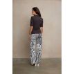 Aime Gwen pants met naad print azura 