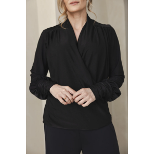 Brandy River top black